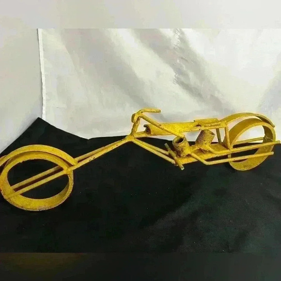 Metal Art destressed  Motorcycle, - Picture 2 of 7